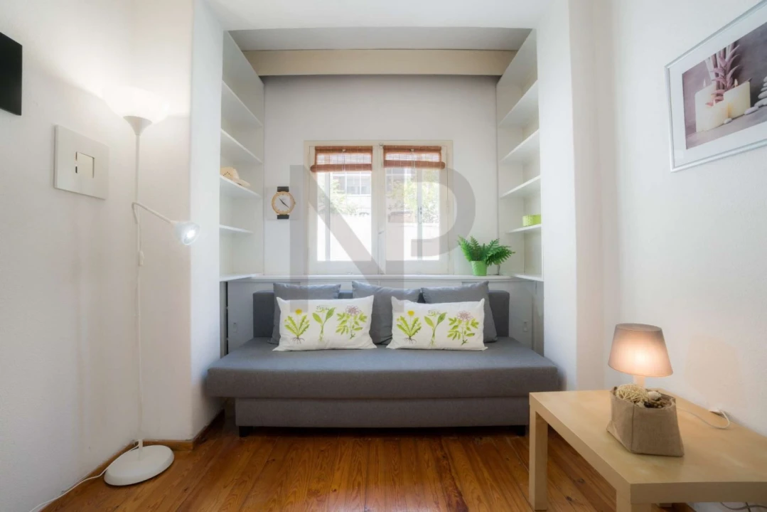Apartamento T1 para Venda em Avenidas Novas Foto 3