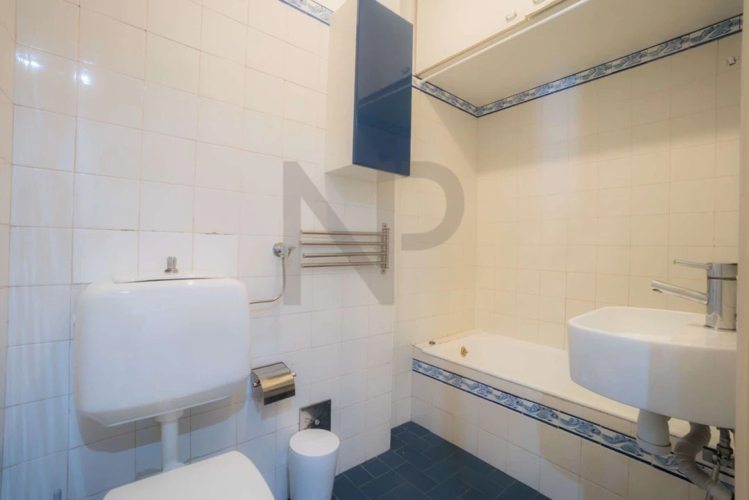 Apartamento T1 para Venda em Avenidas Novas Foto 13