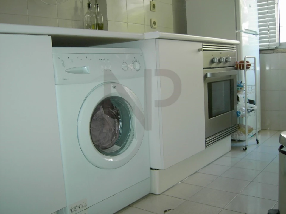 Apartamento T1 para Venda em Avenidas Novas Foto 17