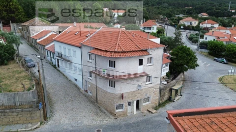 Moradia T2 para Venda em Vale de Prazeres e Mata da Rainha