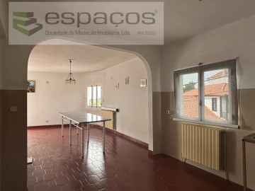 Moradia T2 para Venda em Vale de Prazeres e Mata da Rainha