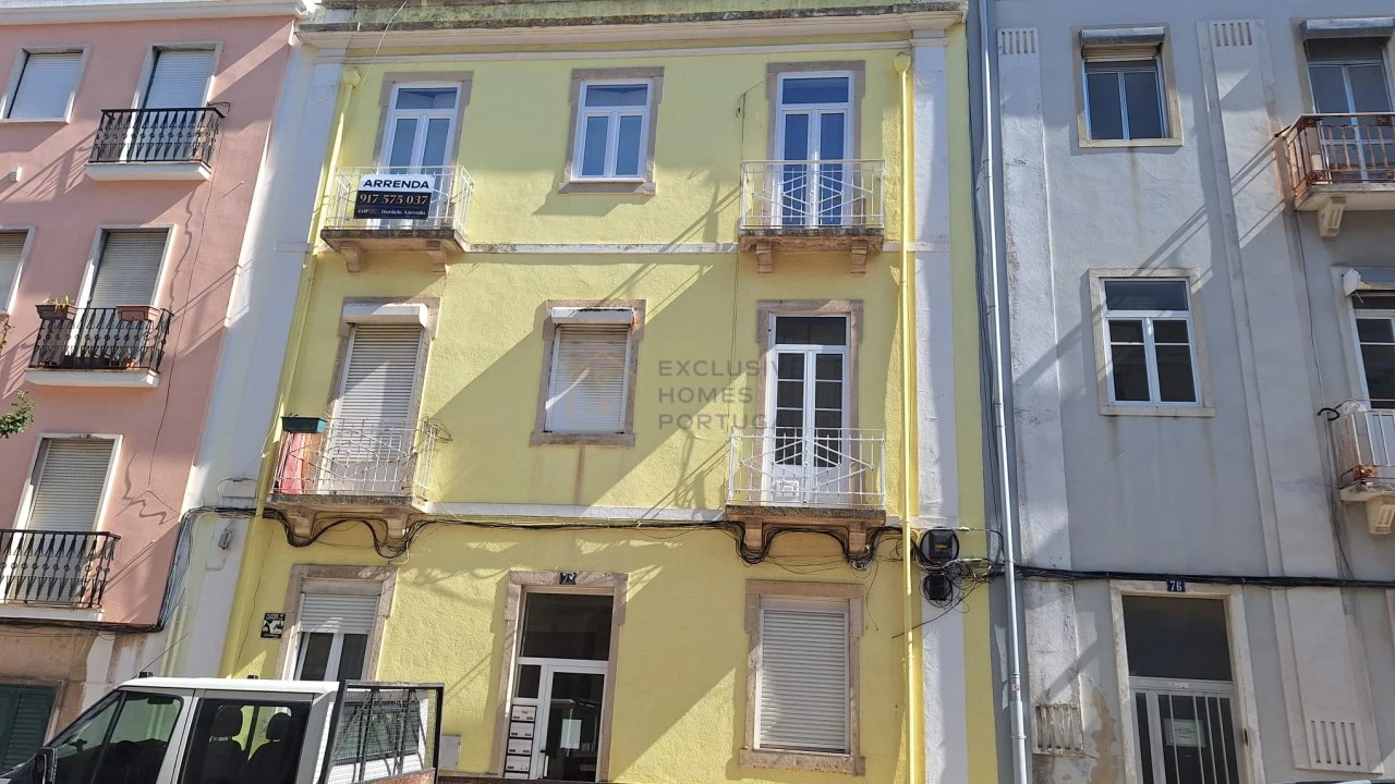 Apartamento T2 para Arrendamento em Campo de Ourique Foto 29