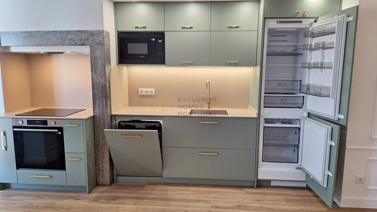 Apartamento T2 para Arrendamento em Campo de Ourique Foto 10