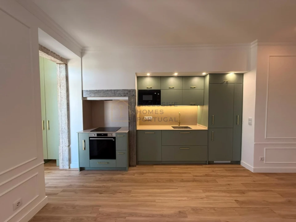 Apartamento T2 para Arrendamento em Campo de Ourique Foto 8