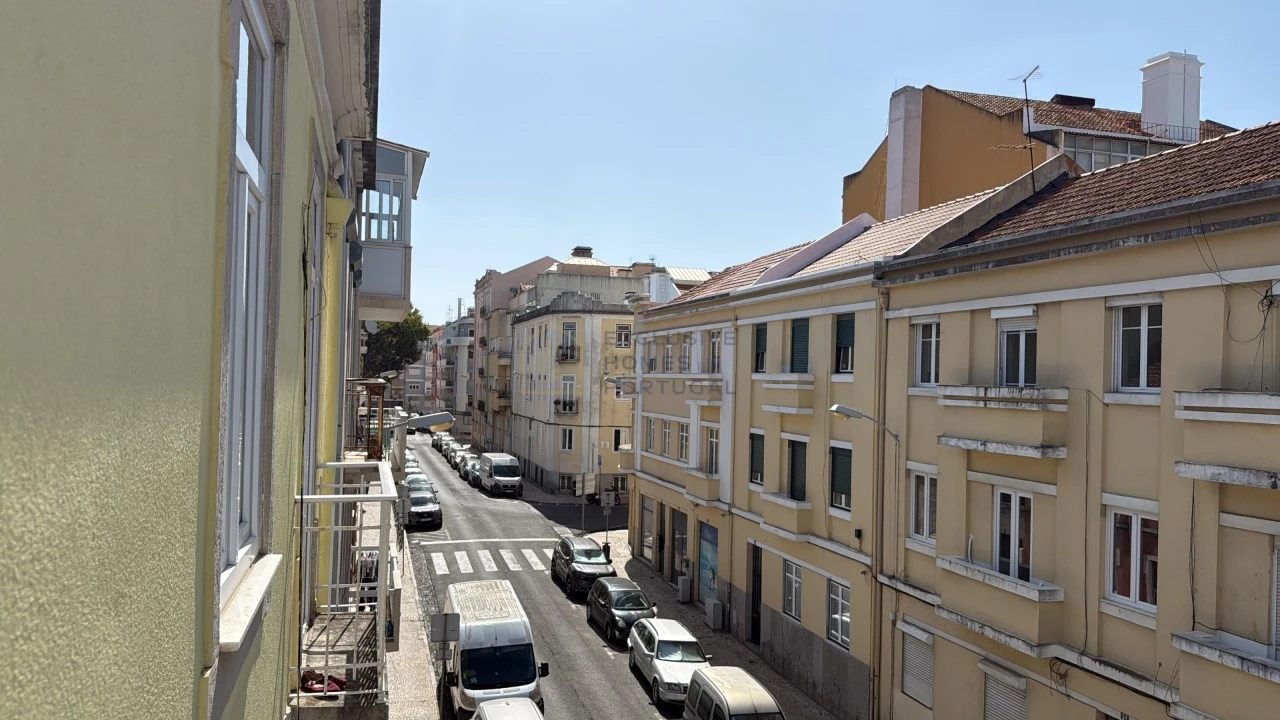 Apartamento T2 para Arrendamento em Campo de Ourique Foto 28