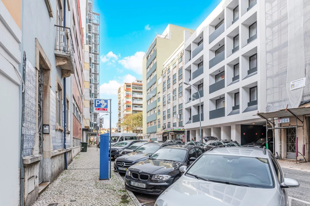 Apartamento T2 para Venda em Avenidas Novas Foto 48