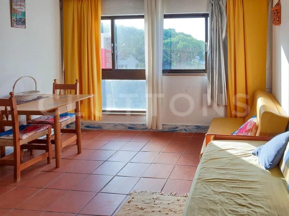 Apartamento para Venda em Quarteira Foto 3