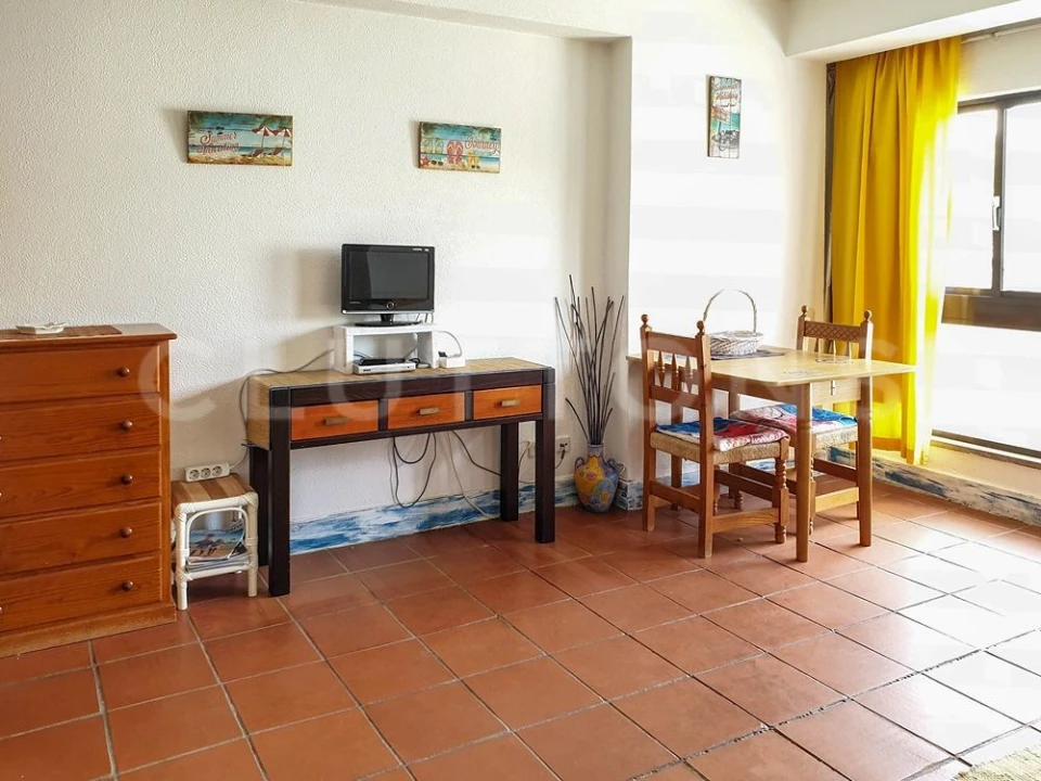 Apartamento para Venda em Quarteira Foto 6
