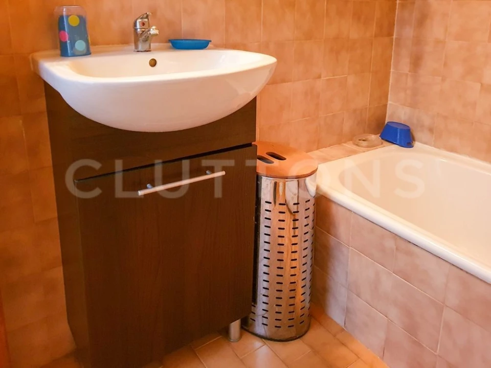 Apartamento para Venda em Quarteira Foto 7