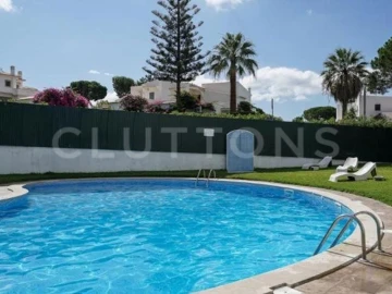 Apartamento para Venda em Quarteira