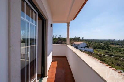 Moradia T4 para Venda em Pataias e Martingança