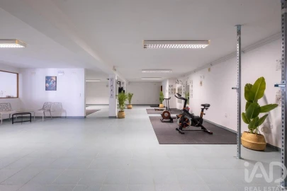 Moradia T4 para Venda em Pataias e Martingança
