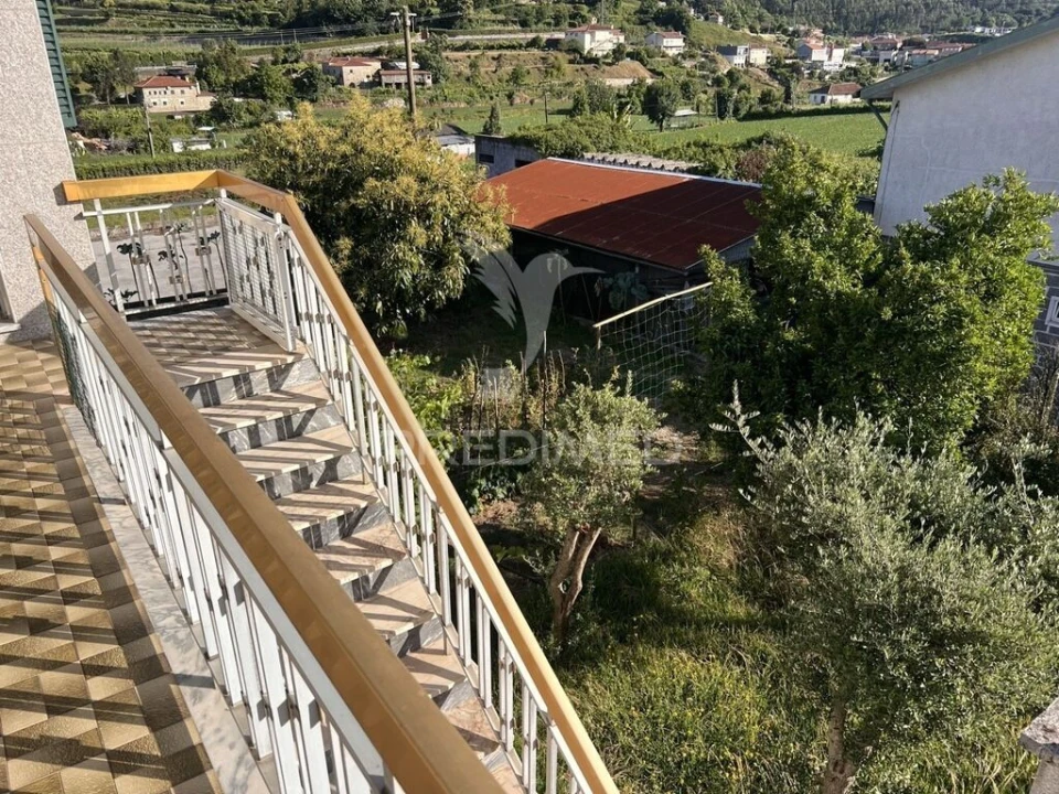 Moradia T6 para Venda em Vale (São Cosme), Telhado e Portela Foto 17
