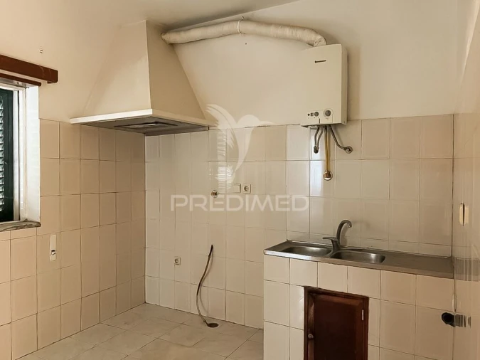 Moradia T6 para Venda em Vale (São Cosme), Telhado e Portela Foto 13