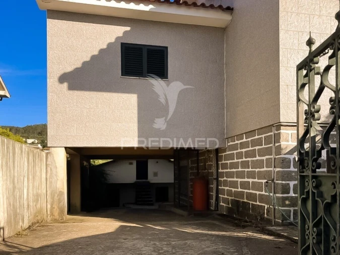 Moradia T6 para Venda em Vale (São Cosme), Telhado e Portela Foto 2
