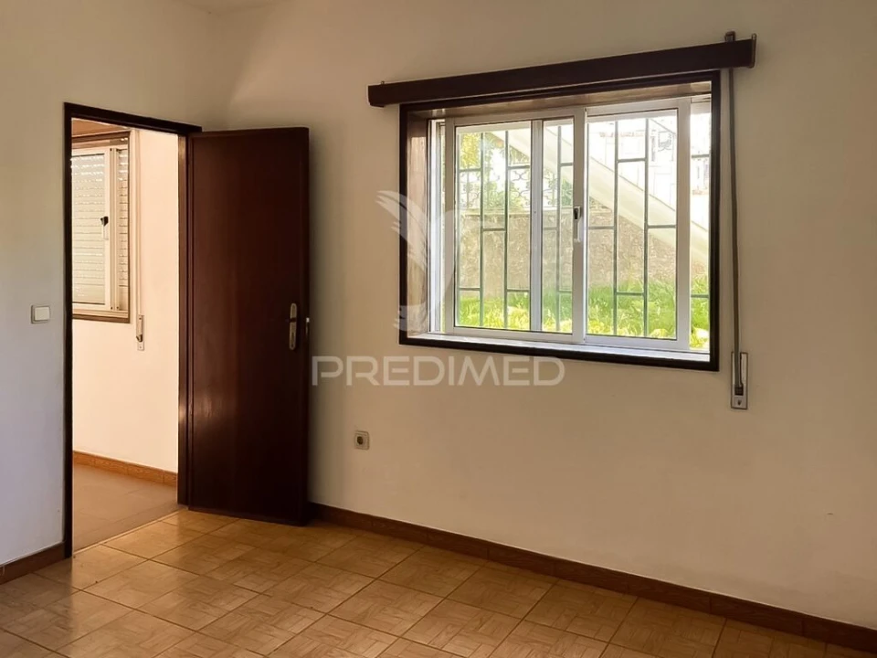 Moradia T6 para Venda em Vale (São Cosme), Telhado e Portela Foto 6