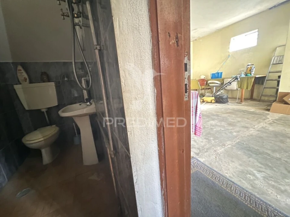 Moradia T6 para Venda em Vale (São Cosme), Telhado e Portela Foto 18