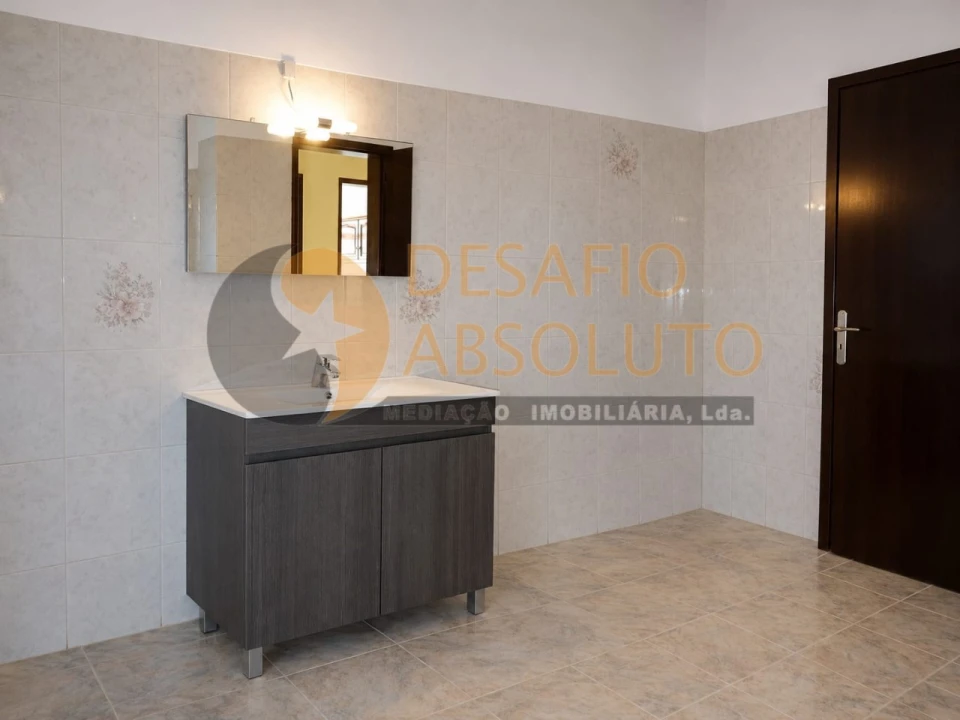 Apartamento T2 para Venda em Pinhal Novo Foto 20