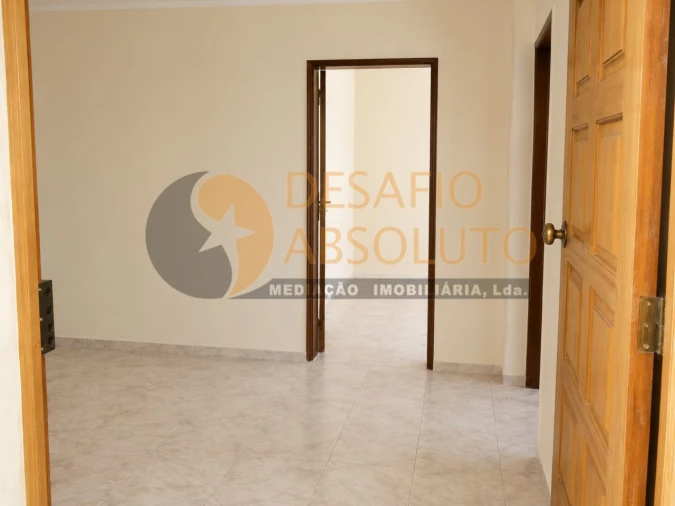 Apartamento T2 para Venda em Pinhal Novo Foto 3