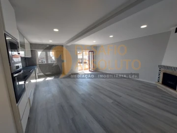 Apartamento T4 para Venda em Amora