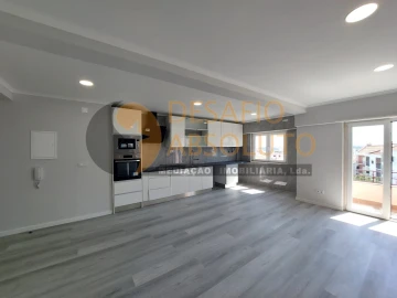 Apartamento T4 para Venda em Amora