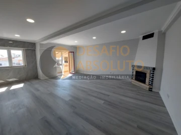 Apartamento T4 para Venda em Amora