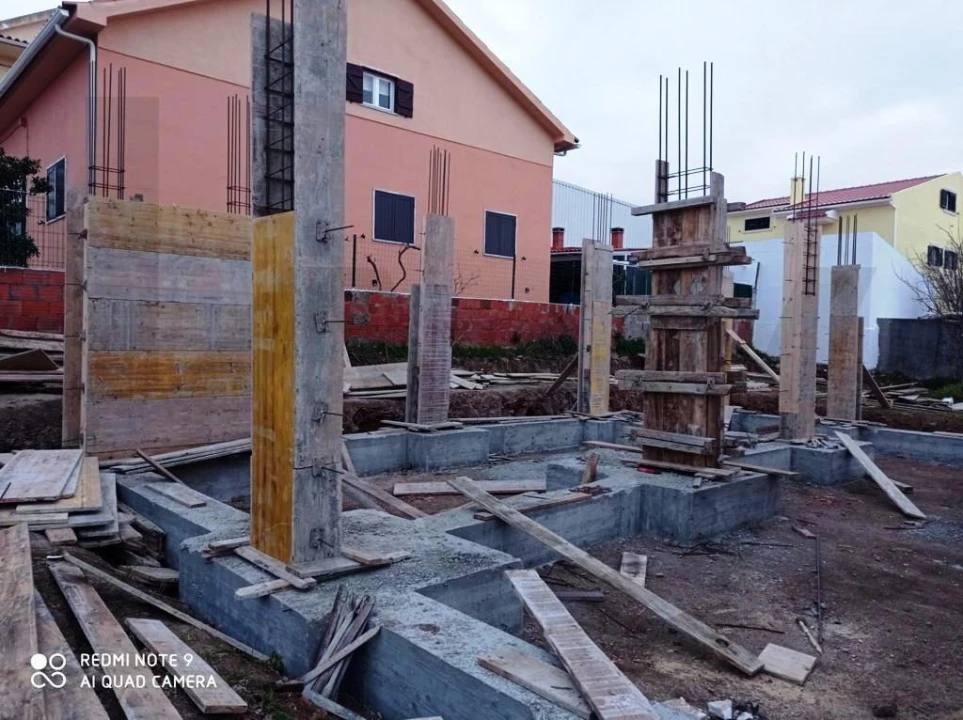 Terreno para Venda em Loures Foto 8