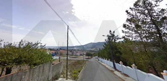 Terreno para Venda em Loures