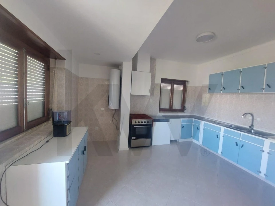 Moradia T3 para Arrendamento em Mafra Foto 11