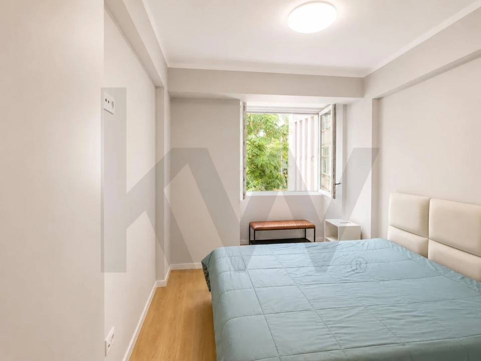 Apartamento T2 para Arrendamento em Campo de Ourique Foto 6