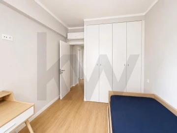 Apartamento T2 para Arrendamento em Campo de Ourique