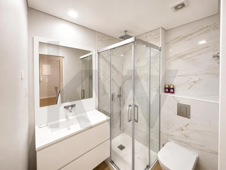 Apartamento T2 para Arrendamento em Campo de Ourique Foto 5