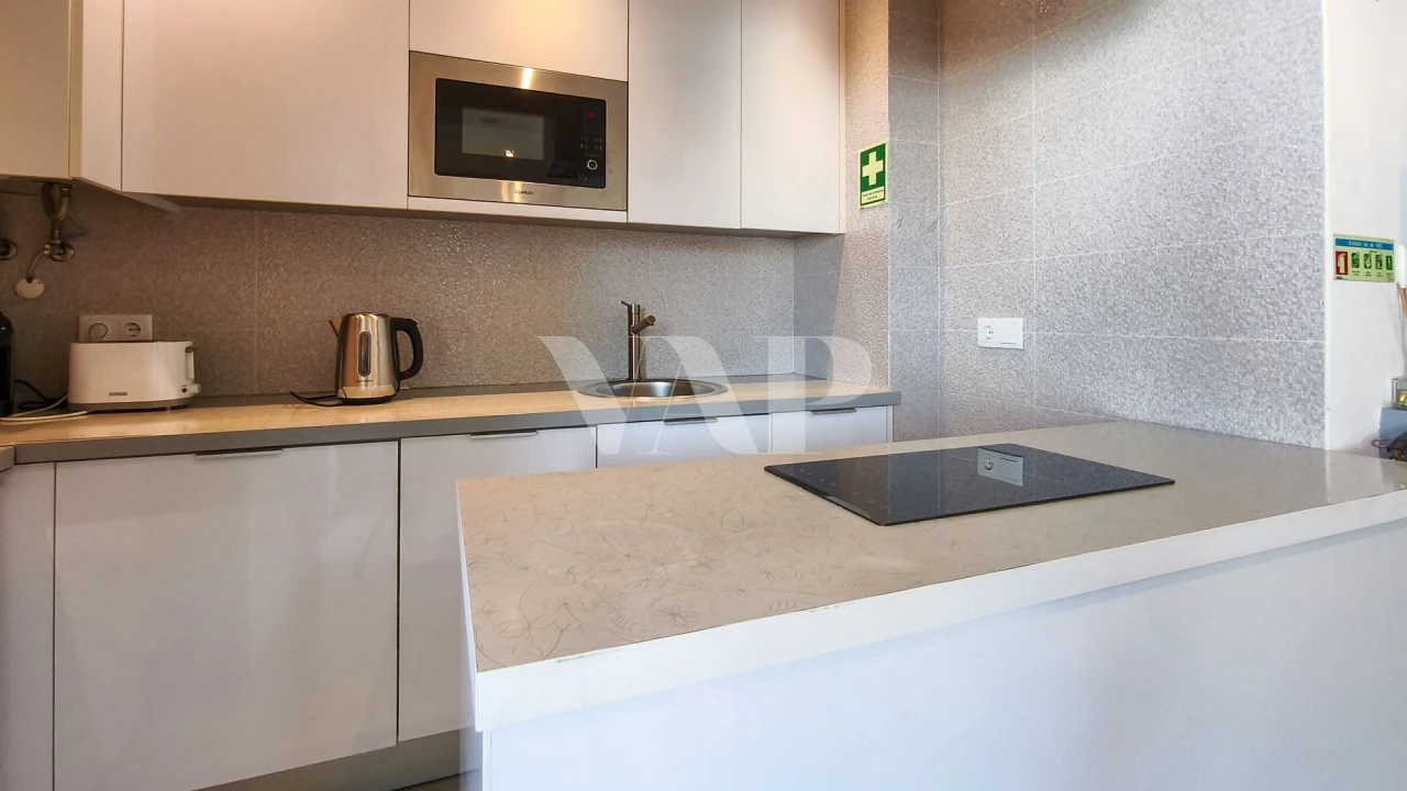 Apartamento T1 para Venda em Quarteira Foto 8