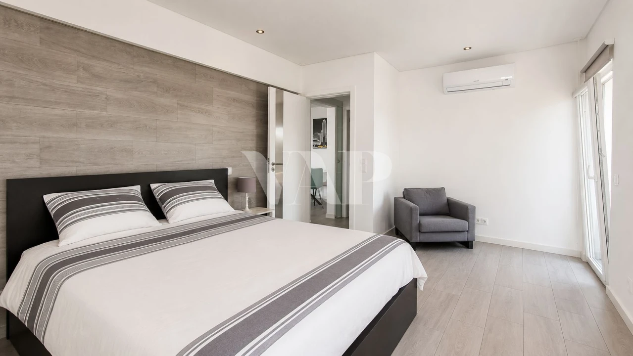 Apartamento T1 para Venda em Quarteira Foto 10