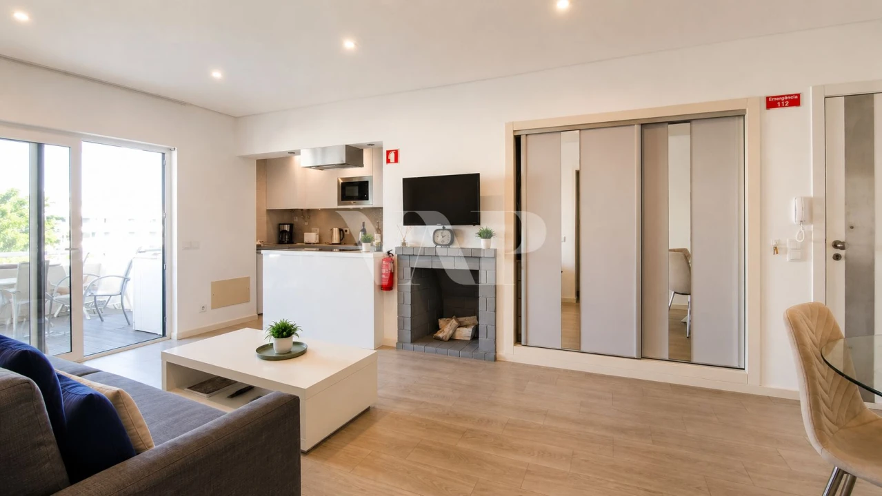 Apartamento T1 para Venda em Quarteira Foto 6