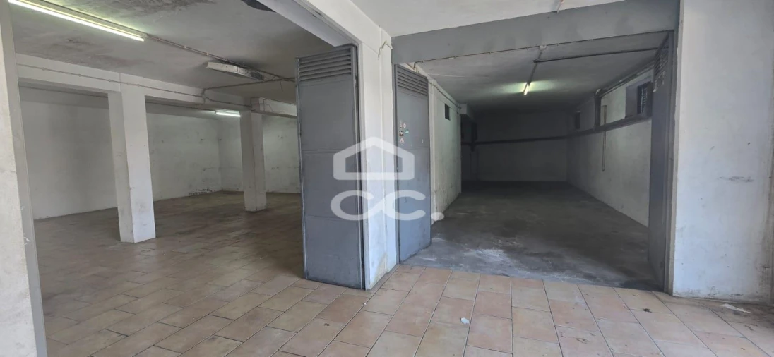 Armazém para Venda em Selho (São Cristovão) Foto 3