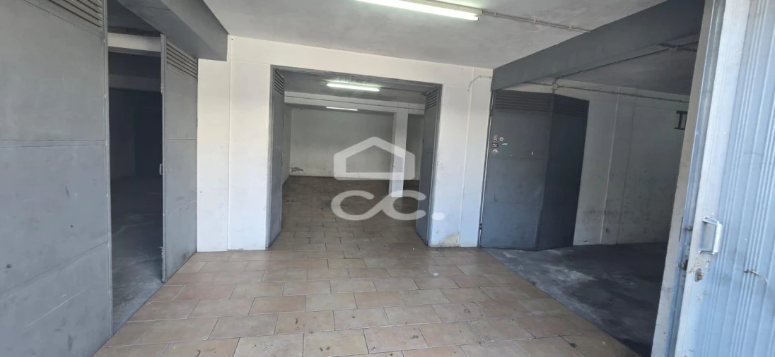 Armazém para Venda em Selho (São Cristovão) Foto 4