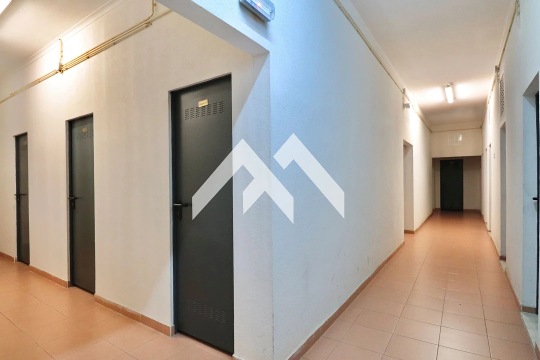 Apartamento T3 para Venda em Rio de Mouro Foto 30