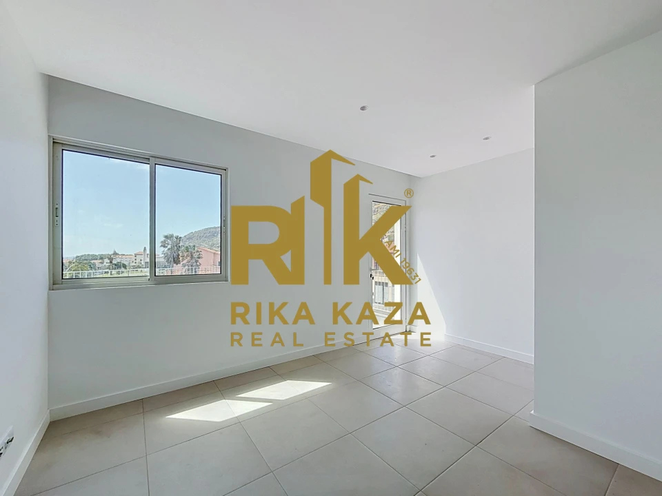 Apartamento T1 para Venda em Machico Foto 4