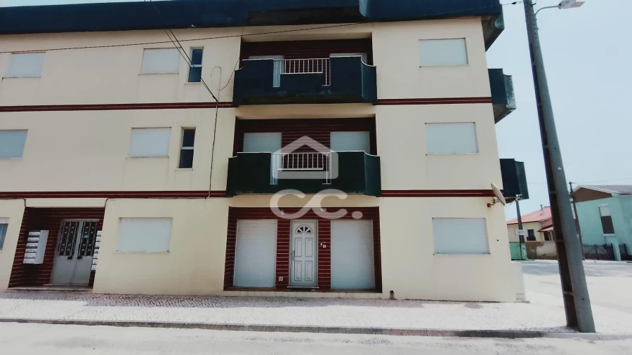 Apartamento T2 para Venda em Coimbrão Foto 12