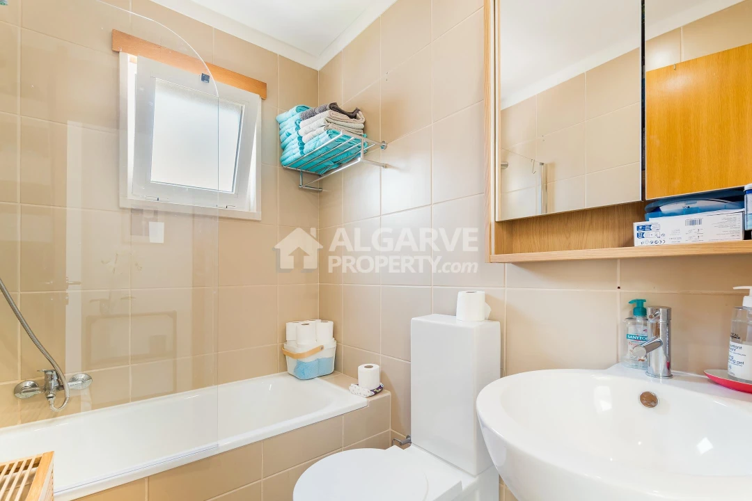 Moradia T4 para Venda em Albufeira e Olhos de Água Foto 26