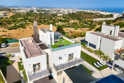 Moradia T4 para Venda em Albufeira e Olhos de Água