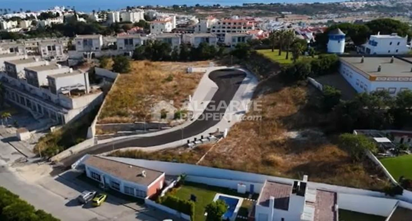 Terreno para Venda em Albufeira e Olhos de Água Foto 10