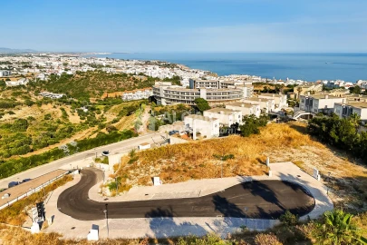 Terreno para Venda em Albufeira e Olhos de Água