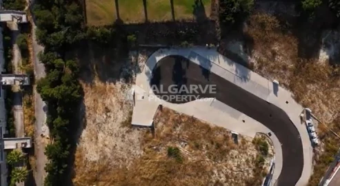 Terreno para Venda em Albufeira e Olhos de Água