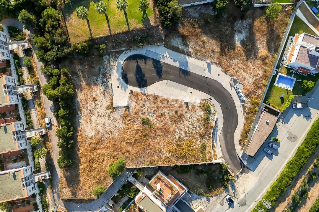 Terreno para Venda em Albufeira e Olhos de Água Foto 6