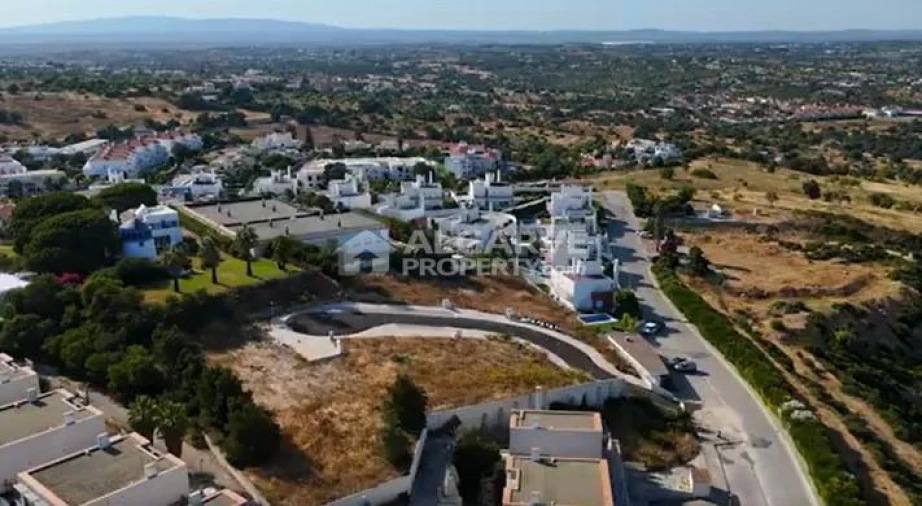 Terreno para Venda em Albufeira e Olhos de Água Foto 8