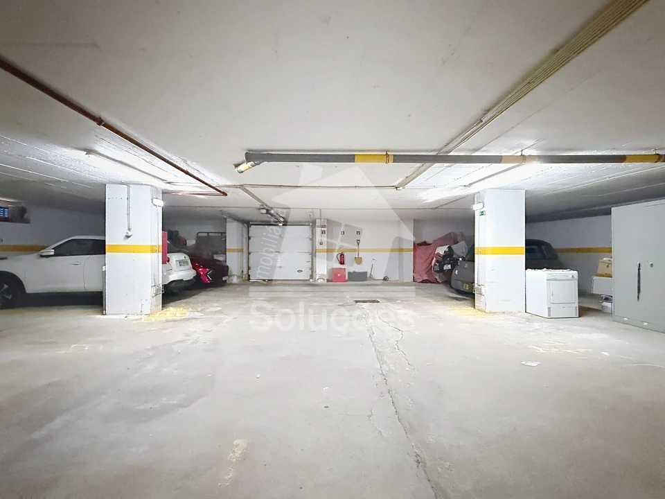 Apartamento T2 para Venda em Portimão Foto 17