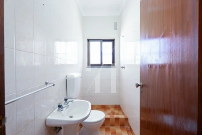 Moradia T6 para Venda em Loule (São Clemente)