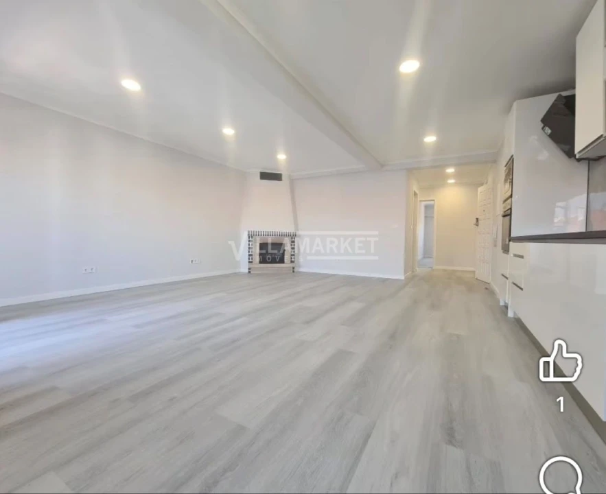 Apartamento T4 para Venda em Amora Foto 3